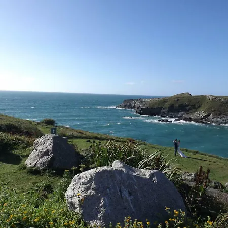 Ohana House - Unbeatable Location - Uk's Beaches Holiday home *