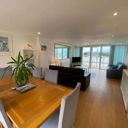 Ohana House - Unbeatable Location - Uk's Beaches
